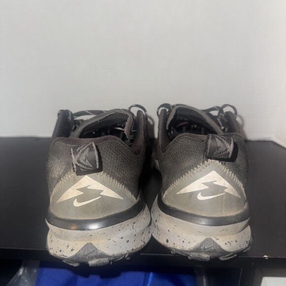 Nike React Terra Kiger 9 Trail Black Grey UK 9.5 Running Shoes DR2693-001 main image 4